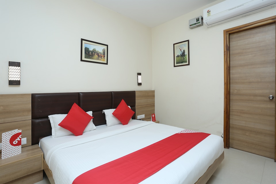 Capital O 5389 Hotel Polo Club, Patiala, Patiala