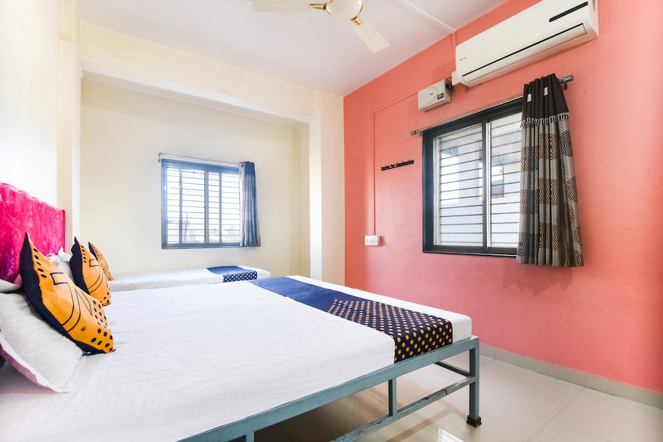 OYO 66057 Hotel Sai Sagar Lodge, Shirdi, Shirdi