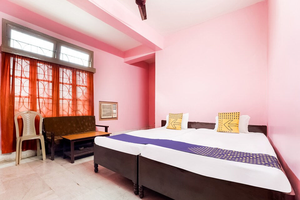 SPOT ON 66058 Hotel Minerva, Pan Bazar Guwahati, Guwahati