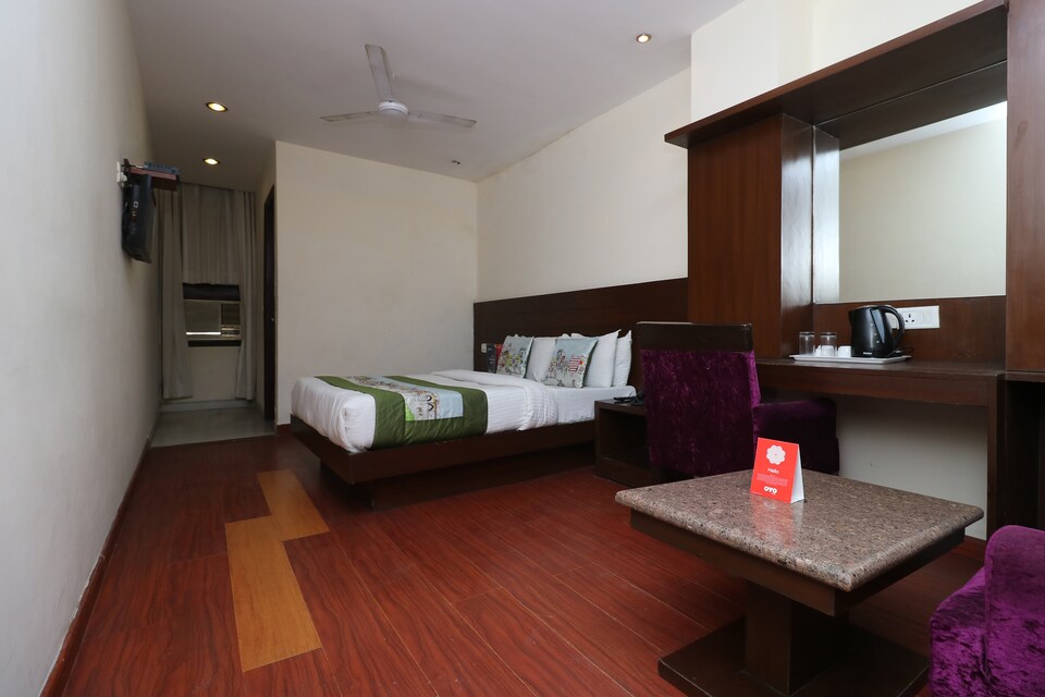 OYO 5392 Hotel Raj, Paharganj Delhi, Delhi