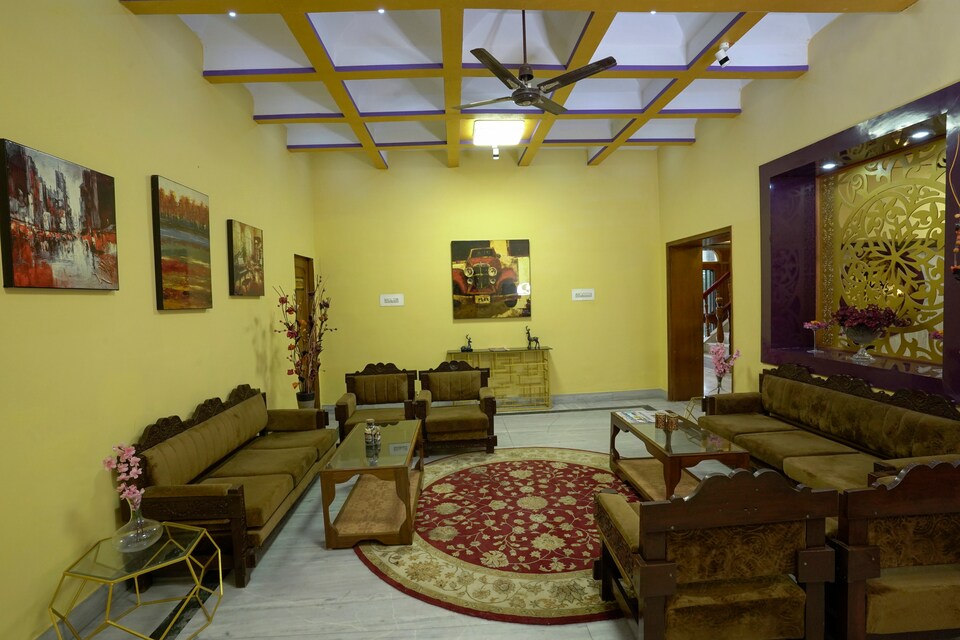 OYO 66066 Grand Nanki Palace, Ajmer Central, Ajmer