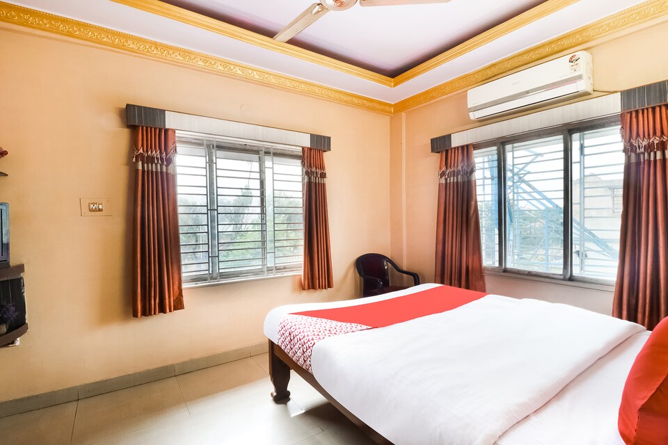 OYO 66087 Houseboat Kerala 7bhk Cruise, Alappuzha Backwaters, Punnamada Alleppey