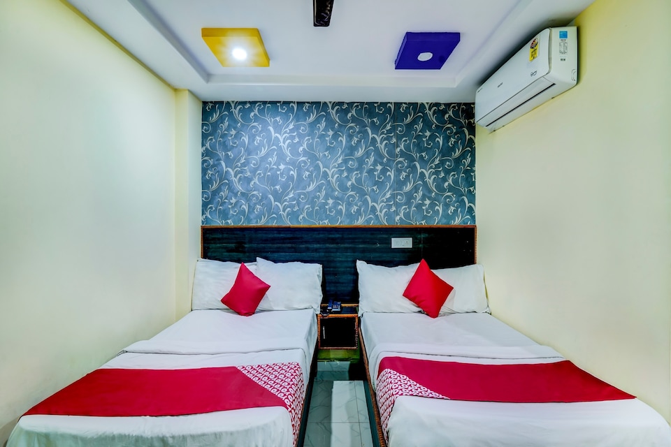 Live on VIJ287, Governorpet Vijayawada, Vijayawada