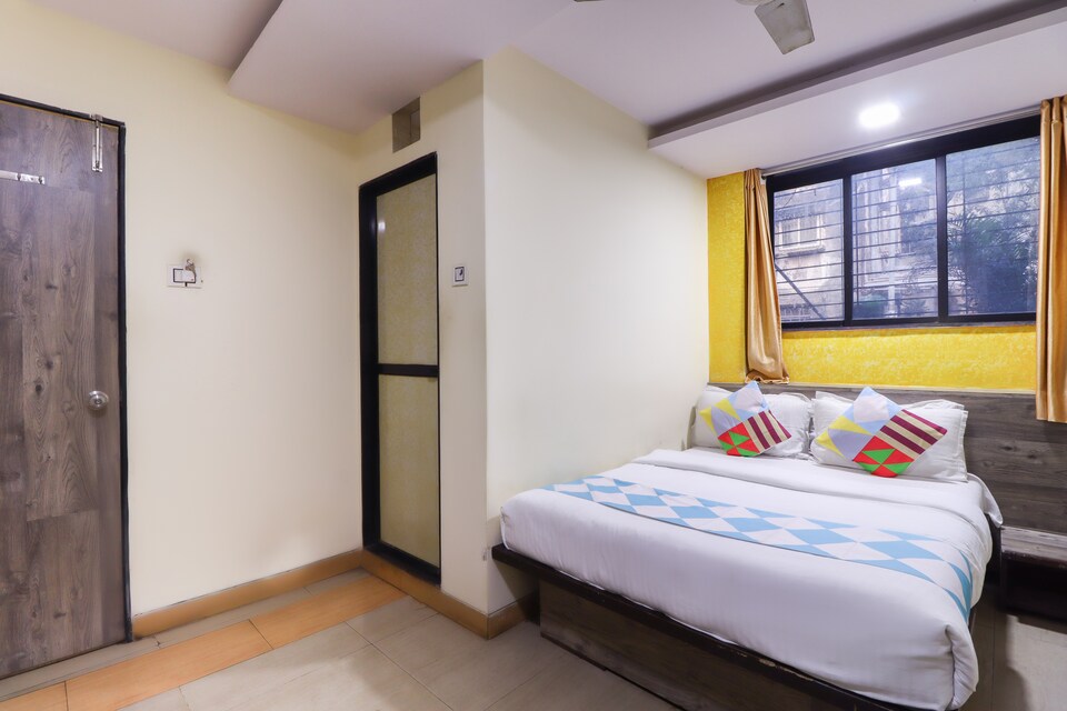 OYO Home 66103 Saileela Residency, Andheri West, Mumbai