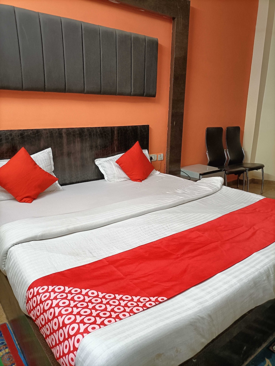 OYO Flagship Just-9 Inn Near Sahara Ganj Mall, Charbagh Lucknow, Lucknow