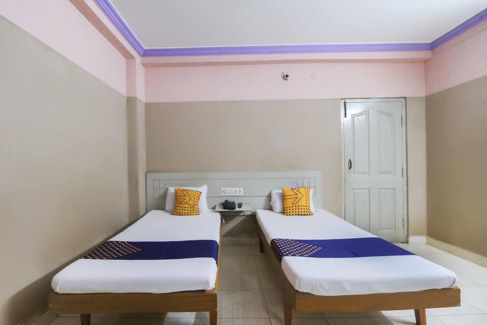 SPOT ON 66116 S L V Associates, Hospet, Hospet