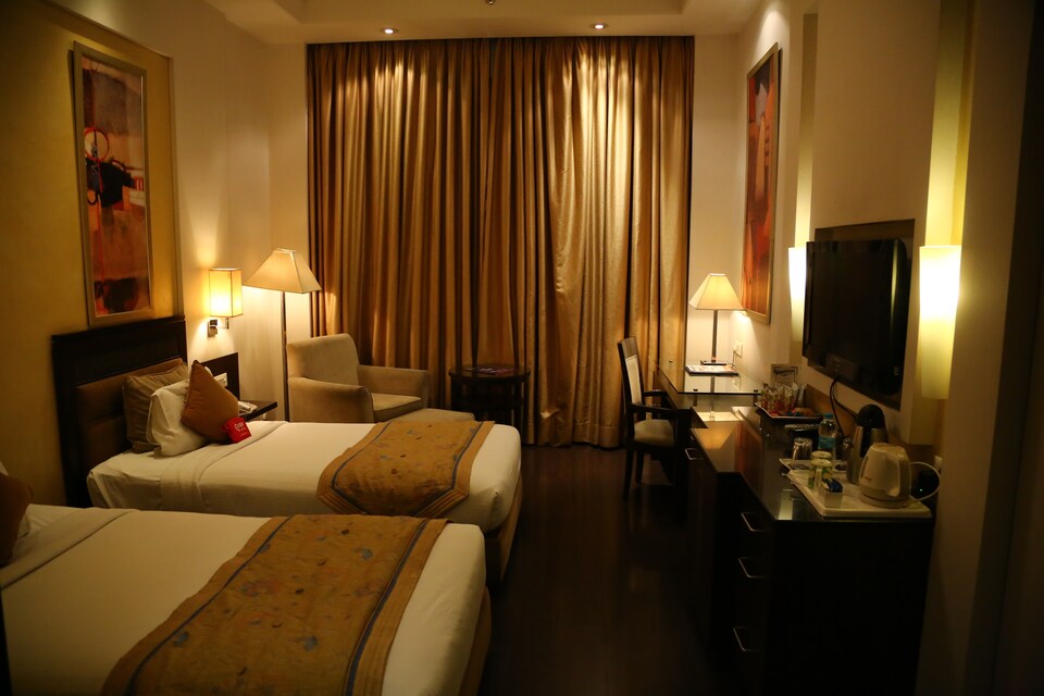 OYO Premium 012 Panchkula Sector 10, Panchkula, Panchkula