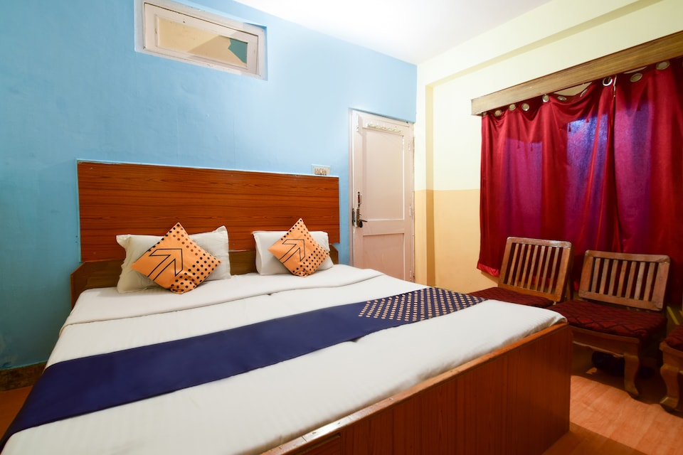 OYO Dazzle, Chotta Shimla, Shimla