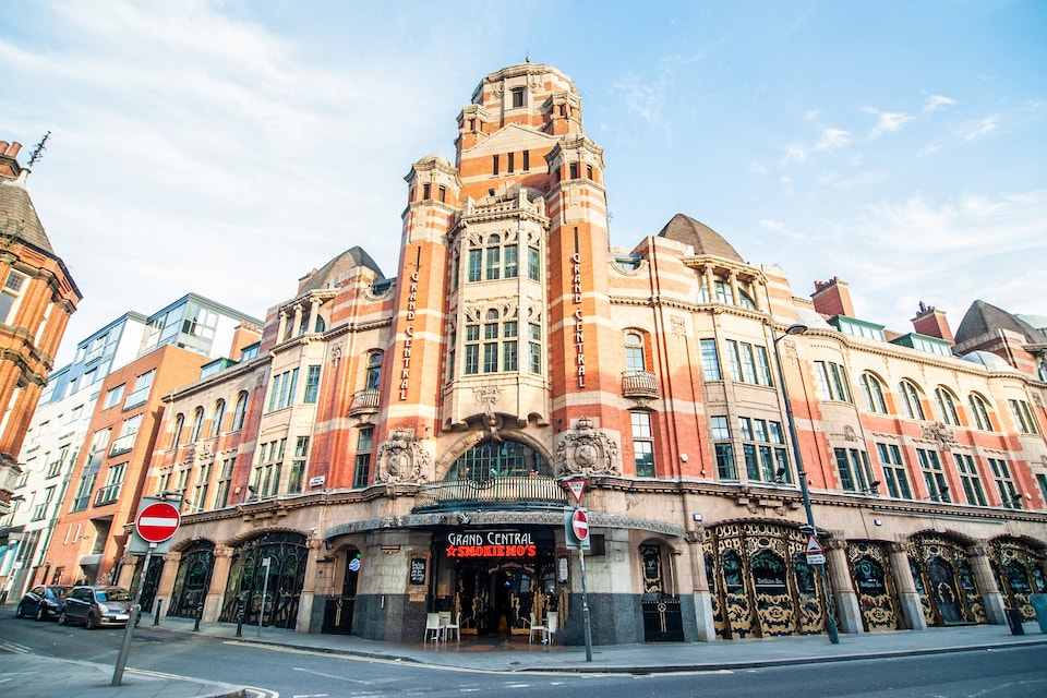 OYO Grand Central, Liverpool, Liverpool