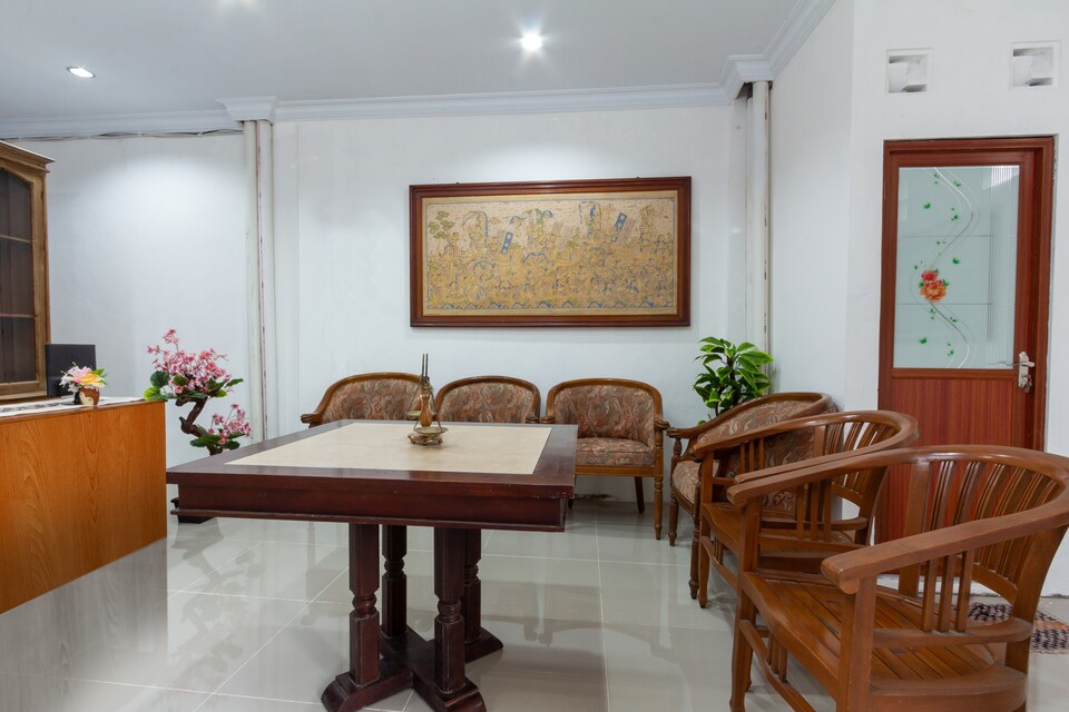 OYO 2297 Ndalem Kopen Syariah, Jakal Atas, Sleman