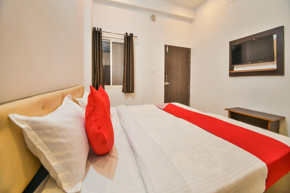 OYO 66143 Hotel Highway, Udaipur North, Udaipur