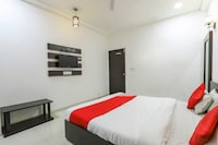 OYO Hotel 4 Way