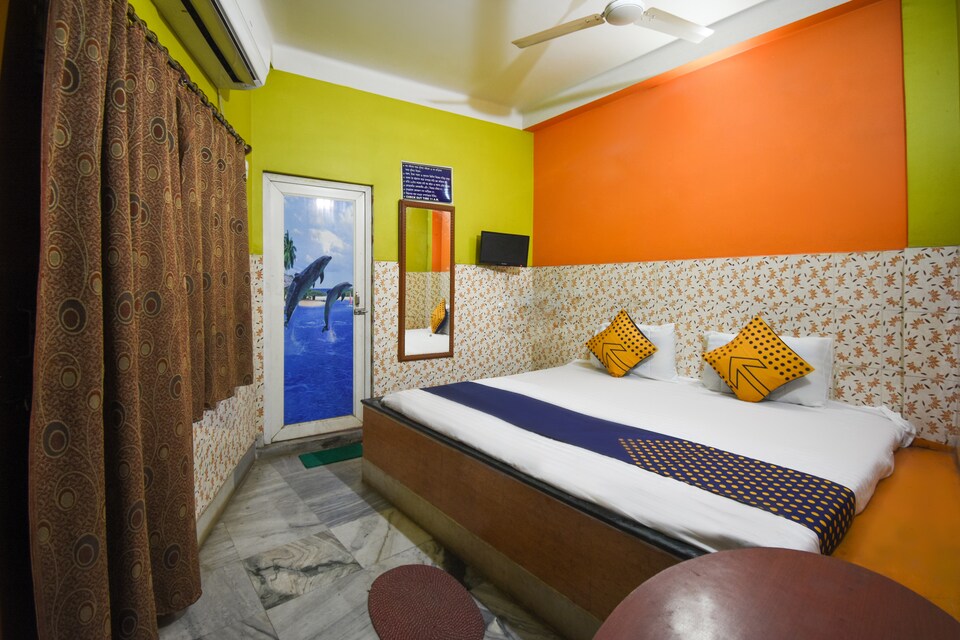 OYO 66177 Netaji Bhaban, Tarapith, Tarapith