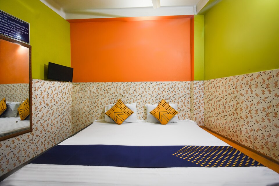 OYO 66177 Netaji Bhaban, Tarapith, Tarapith