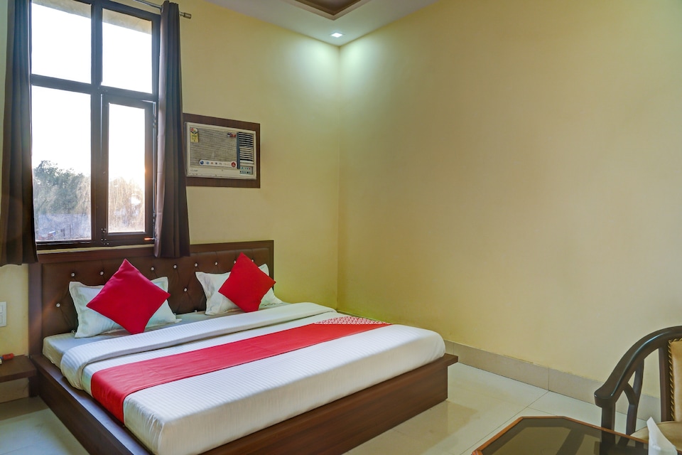 OYO 66192 Hotel Blue Bird, Roorkee, Roorkee