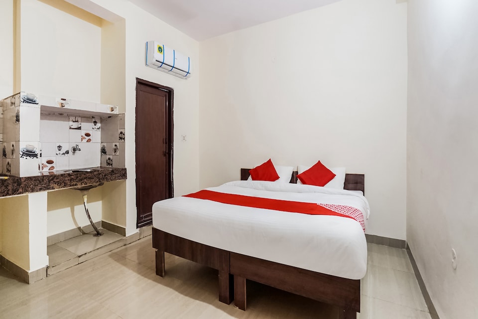 OYO 66197 Rudra Residency, Huda 2, Gurgaon