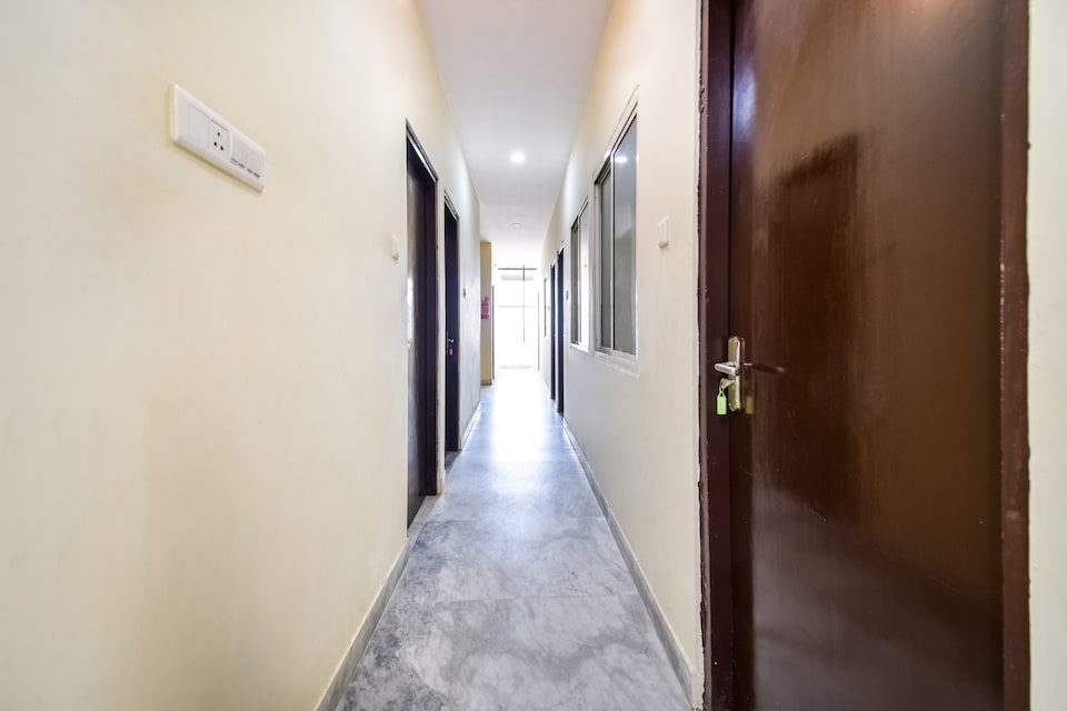 Hotel O Prayag, Jaipur Airport, Jaipur