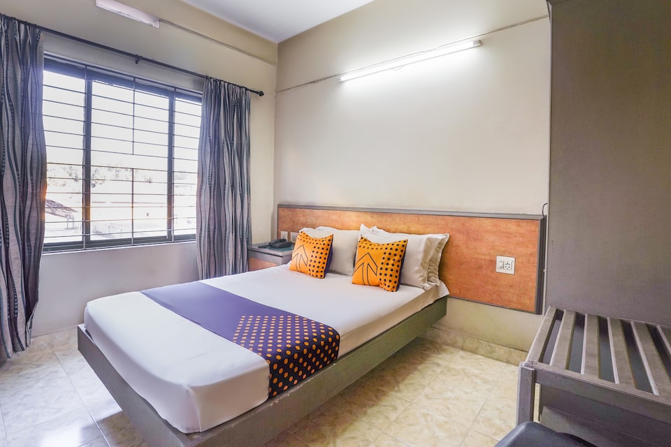 OYO 66223 Beeyem Paradise, Palakkad City, Palakkad