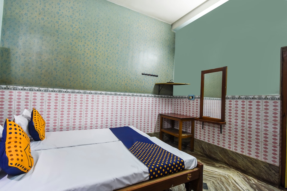 SPOT ON 66224 Soukhin Lodge , Bankura city, Bankura