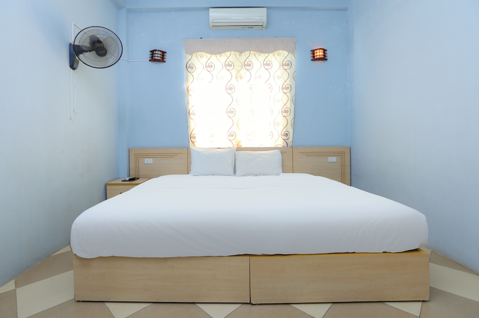 OYO 593 Bach Duong Hotel, Ba Vi, Hanoi