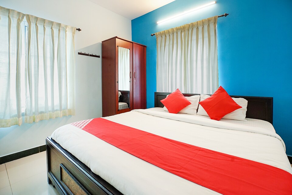 OYO 66283 S.S. Apartments, Gandhipuram Coimbatore, कोयंबटूर