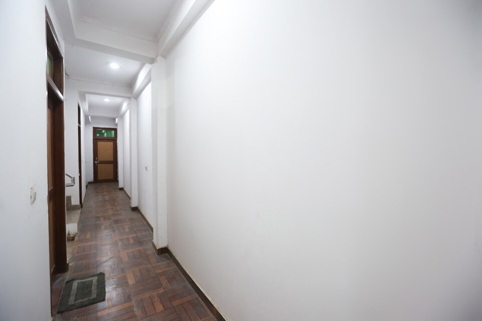 SPOT ON 66288 Hotel Asha Residency, Noida Expressway SEZ, Noida