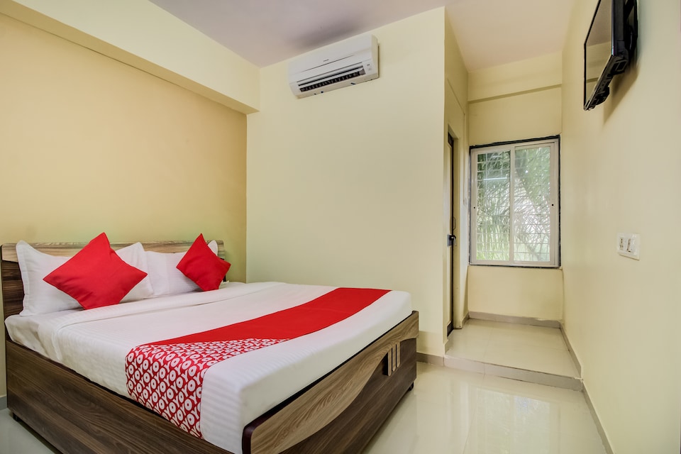OYO Hotel Sai Shraddha, Niphad, Nashik