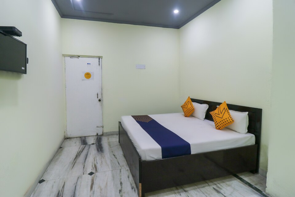 SPOT ON 66296 Jm Residency II, Vaishali Kaushambi Metro, Ghaziabad