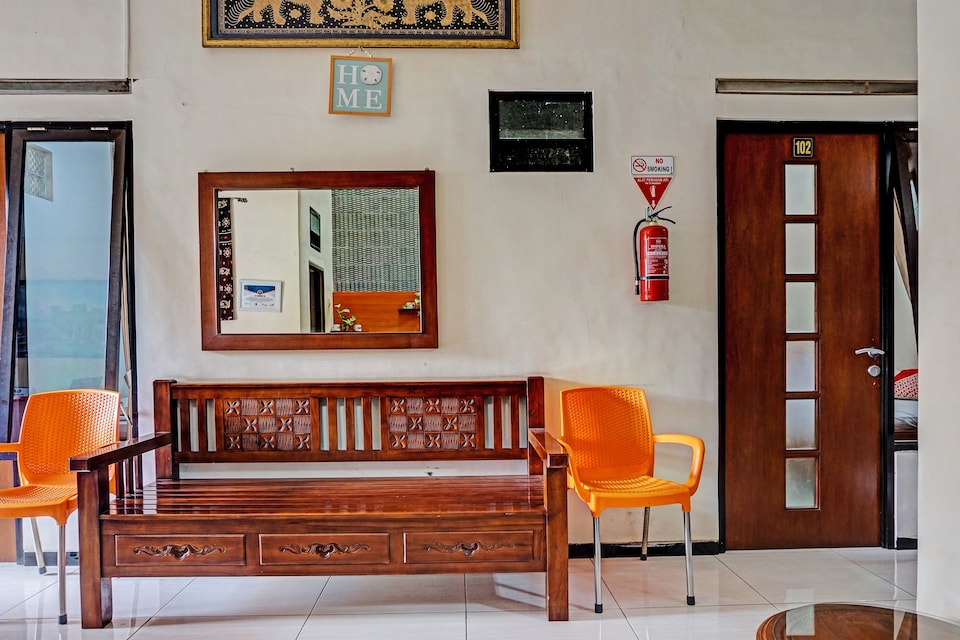 OYO 2317 Griya Merjosari Family Syariah, Malang Kota, Malang