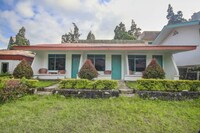 OYO 2322 Dien Karona Hotel