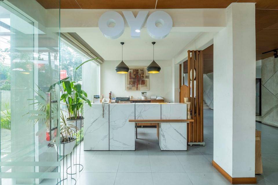 OYO 2329 Hotel Nyland 3 Cijagra, Soekarno Hatta, Bandung