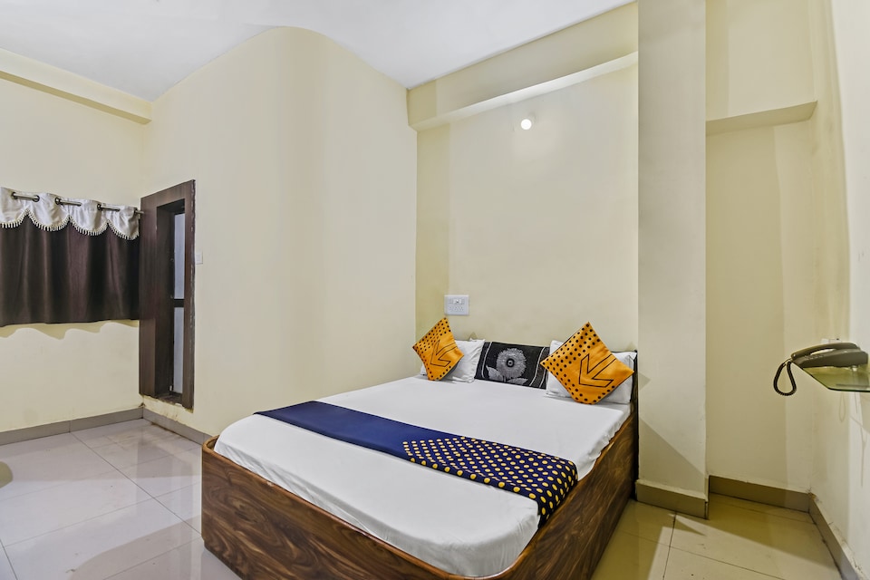 SPOT ON 66328 Hotel K P Inn, Pusad, Yavatmal