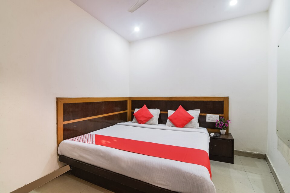 OYO 66331 Hotel Star International, Paharganj Delhi, Delhi