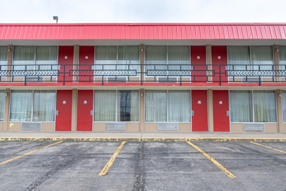 OYO Hotel New Castle IN Hwy 3, C46173, New Castle IN