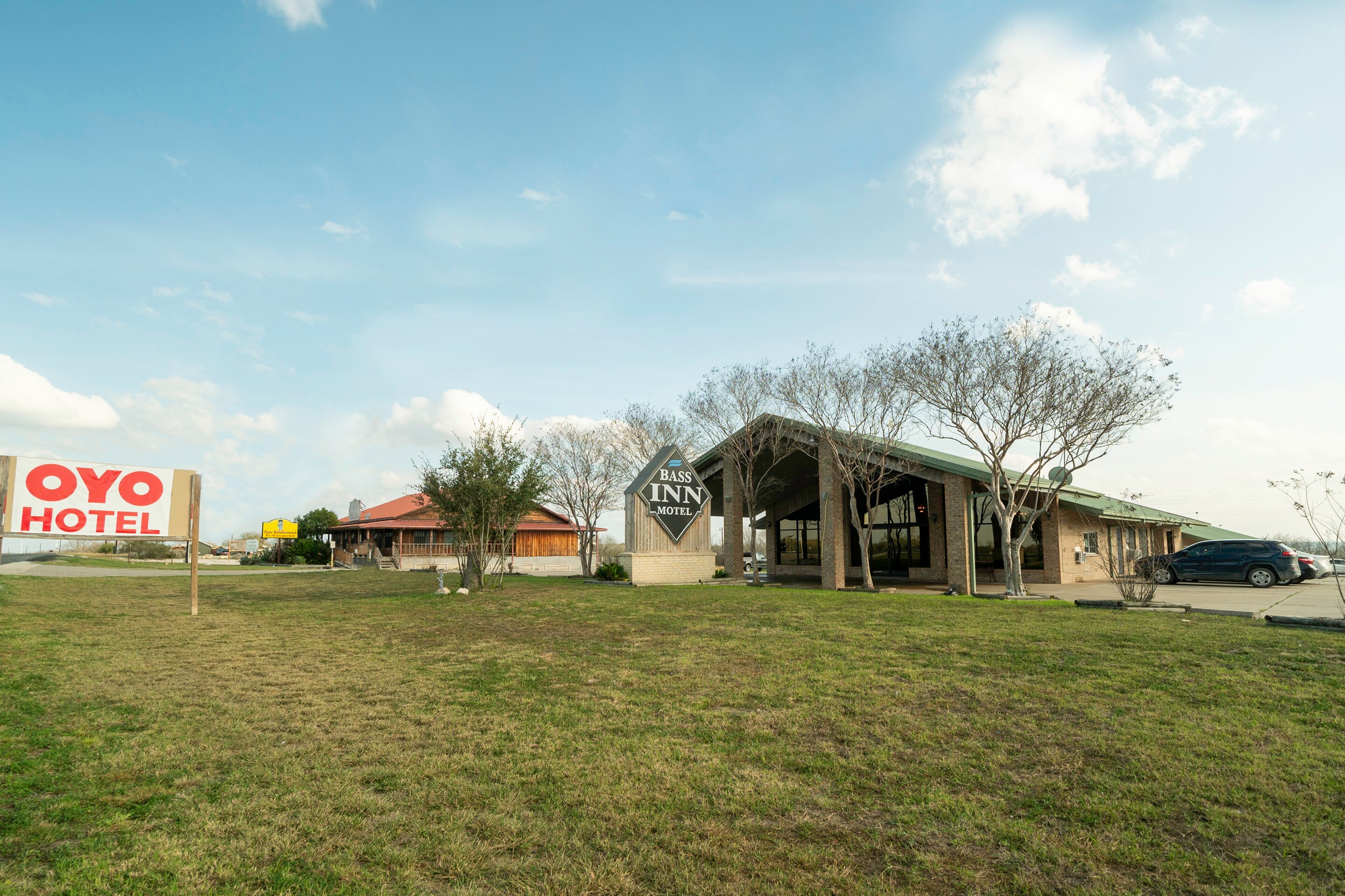 Hotel Three Rivers Tx Hwy 72 Oyo Hotels Three Rivers Tx Book
