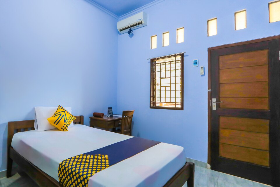 SPOT ON 2336 Beta Family Residence, Banyuwangi, Banyuwangi