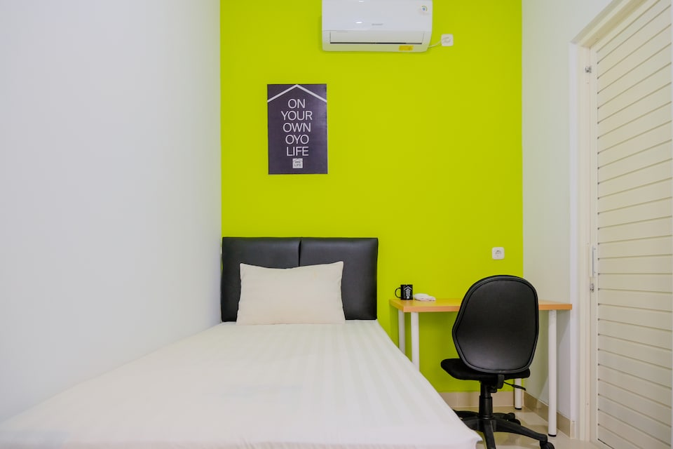 OYO Life 2338 Point Homy Co-living Space, Malang Kota, Malang