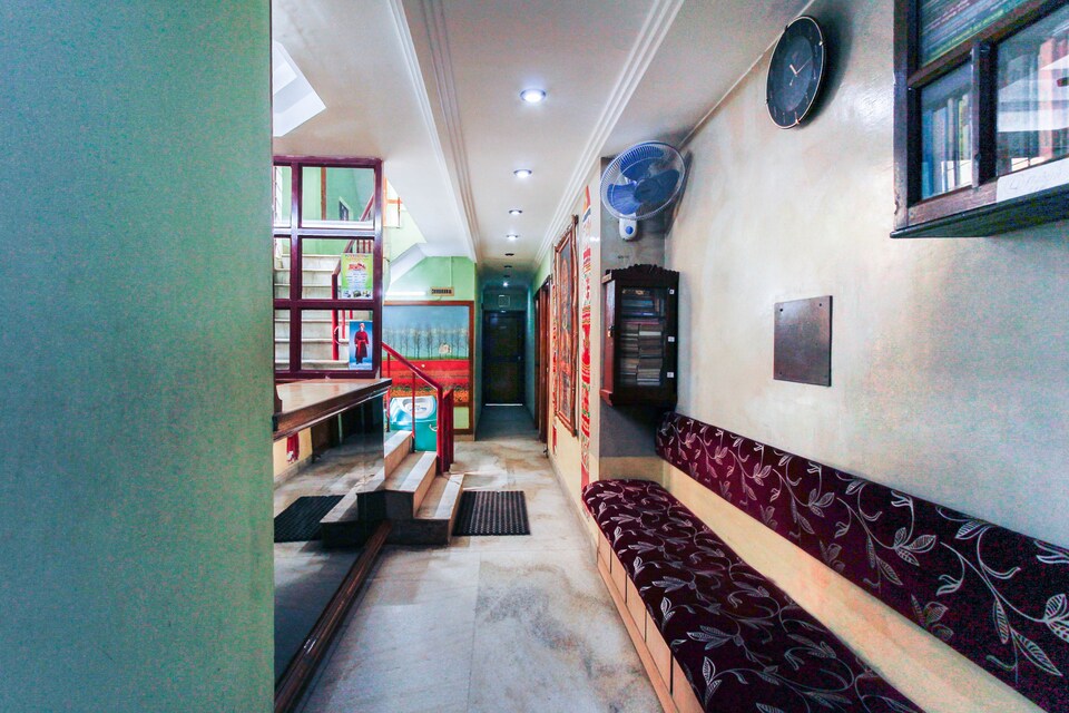 SPOT ON Hotel Rock View Lodge , Trichy Chattram-II, Trichy