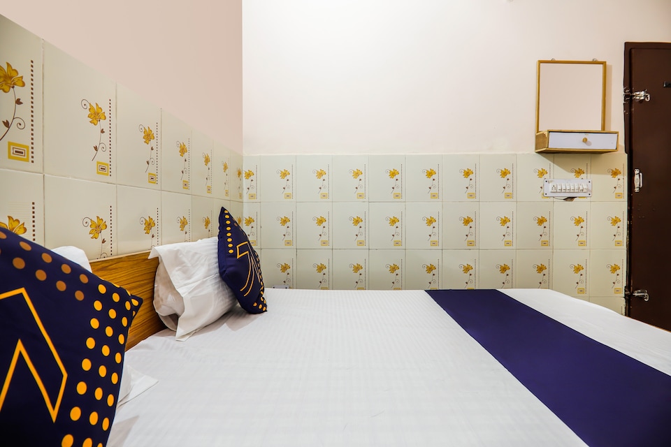 SPOT ON 66365 Aman Hotel, Dausa, Dausa