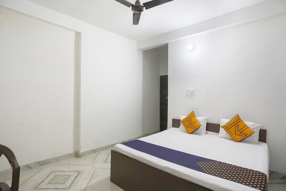 SPOT ON 66382 Shivganga Guest House, Lanka, Varanasi
