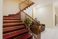 OYO 2354 3 Point Residence