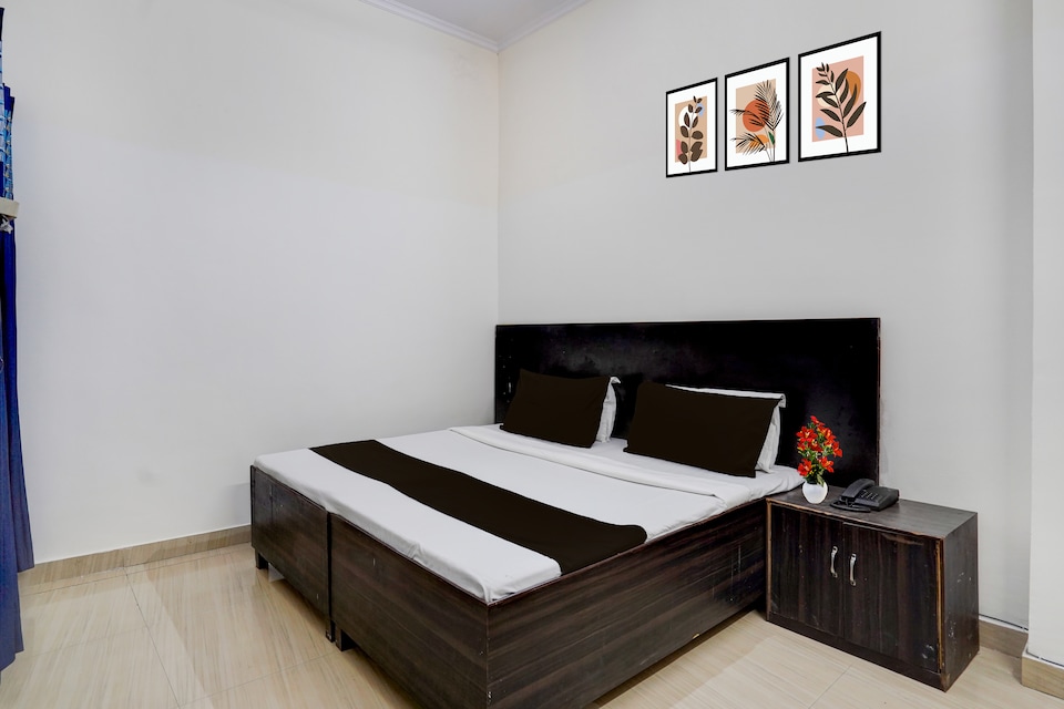 Hotel O City Centre Rudrapur Formerly Yuvraj Guest House, Rudrapur, Rudrapur