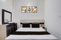 Hotel O City Centre Rudrapur Formerly Yuvraj Guest House