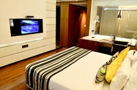 OYO G K International