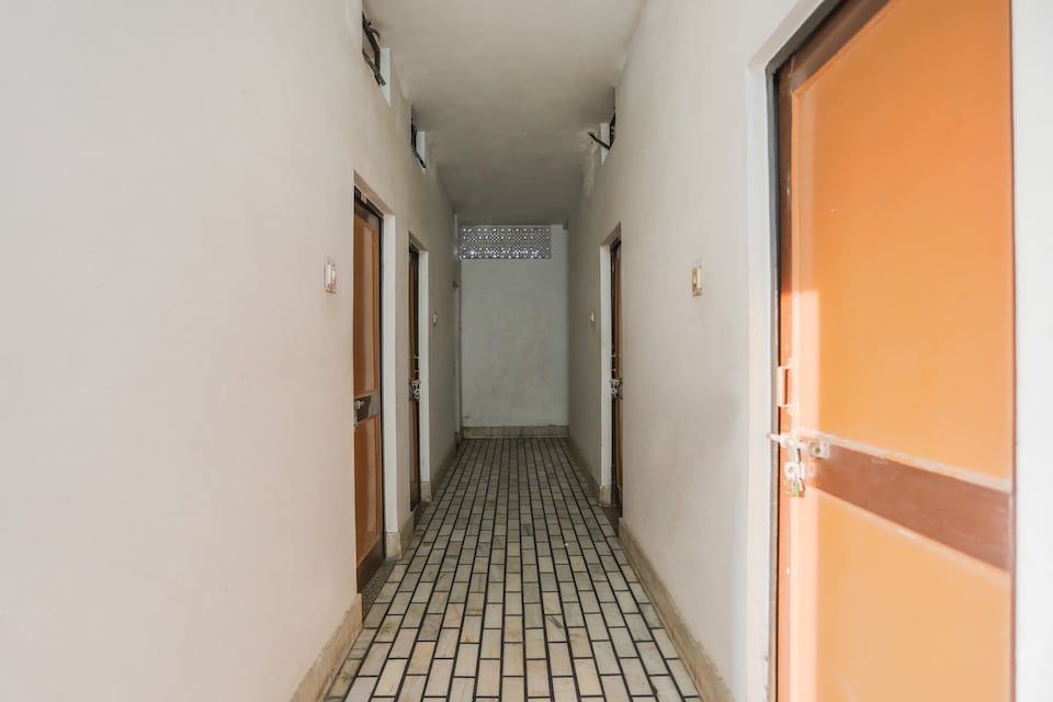 SPOT ON 66391 Hotel Neelkanth , Hardoi, Hardoi