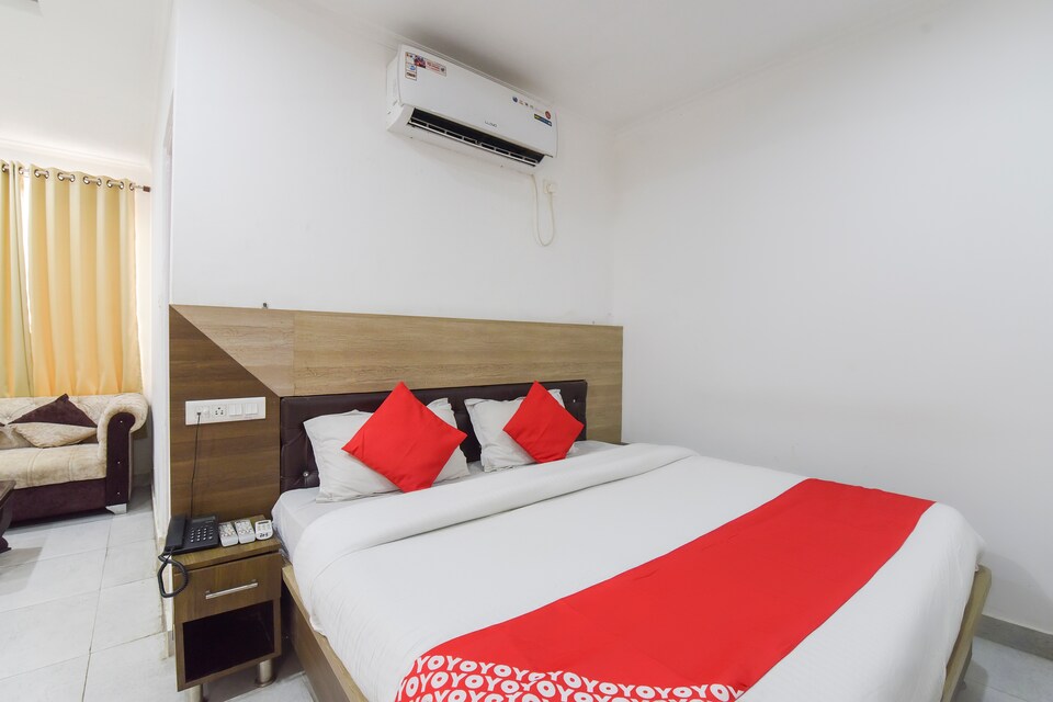 OYO 66396 Hotel Shiva Family Ac Restaurant, Mandi, Mandi