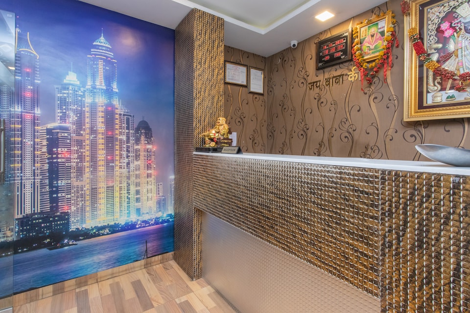 OYO 8977 Hotel Rajnandani Residency, Bhawarkua Indore, Indore