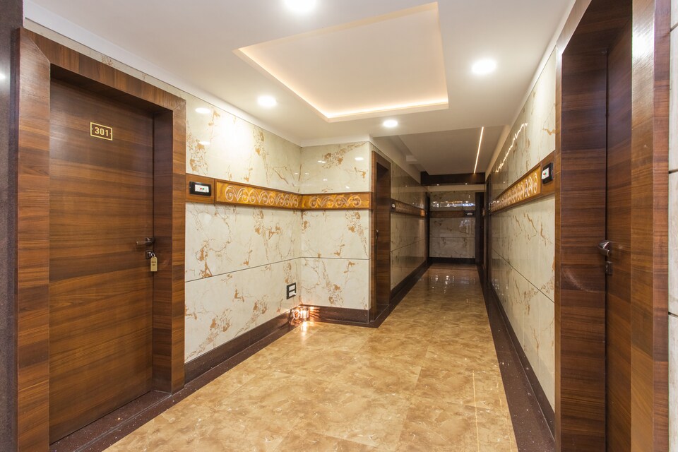 OYO 8977 Hotel Rajnandani Residency, Bhawarkua Indore, Indore