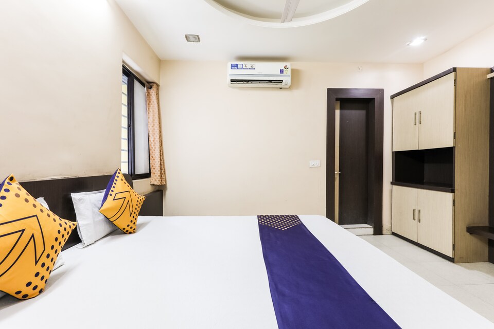 SPOT ON 66447 Hotel Krishna Inn , Dhar City, Dhar