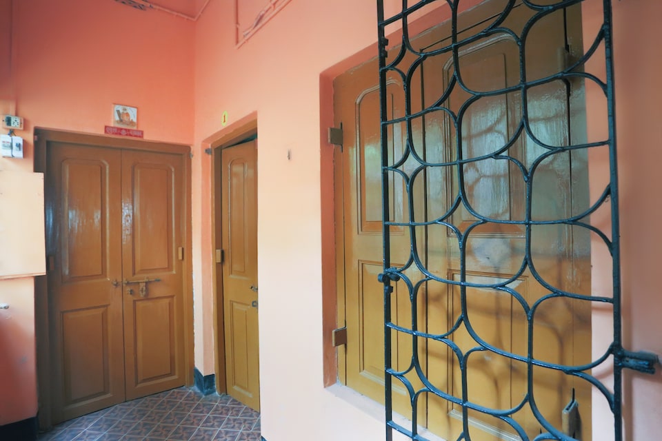 Hotel O Biswabani GH, Garia Kolkata, Kolkata